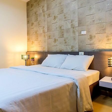 Prajaktra City Hostel Удон-Тхани Экстерьер фото