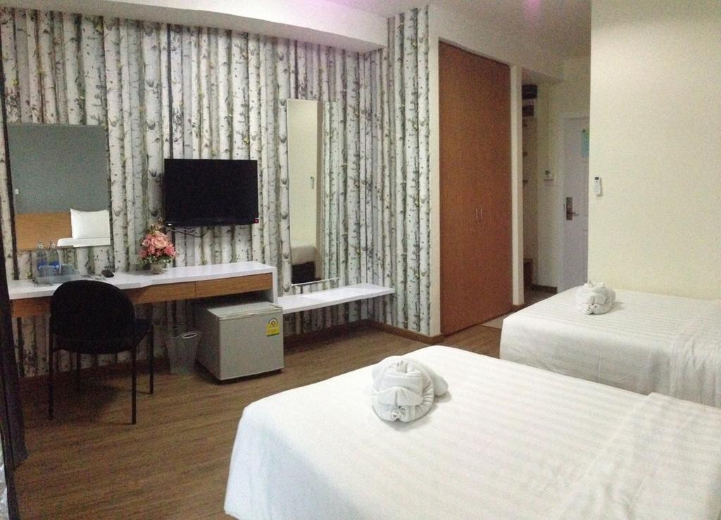 Prajaktra City Hostel Удон-Тхани Экстерьер фото