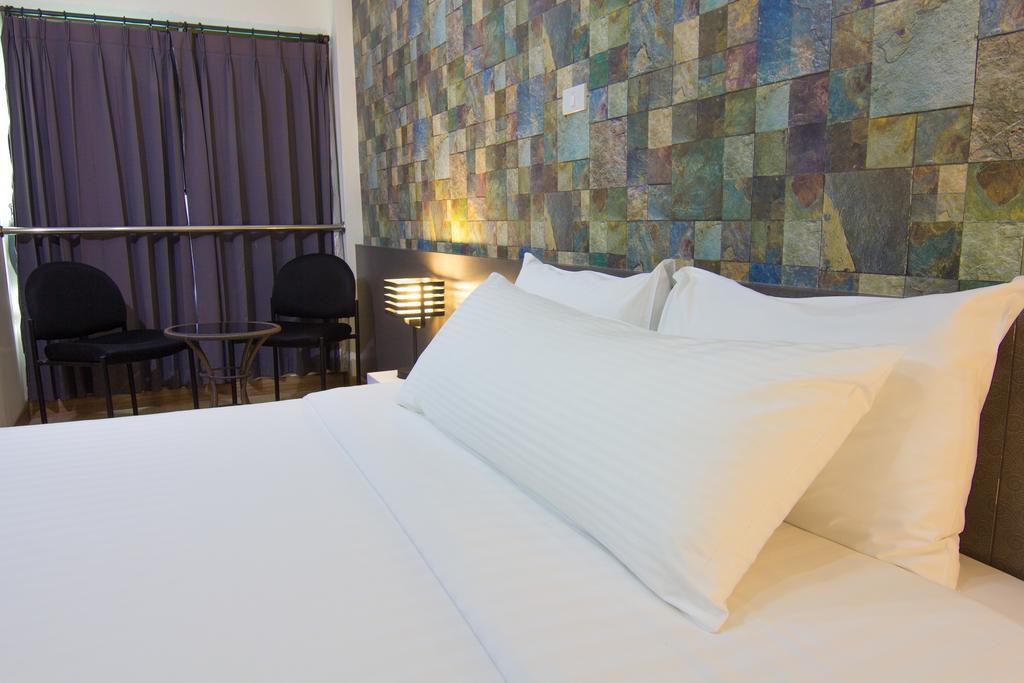 Prajaktra City Hostel Удон-Тхани Экстерьер фото