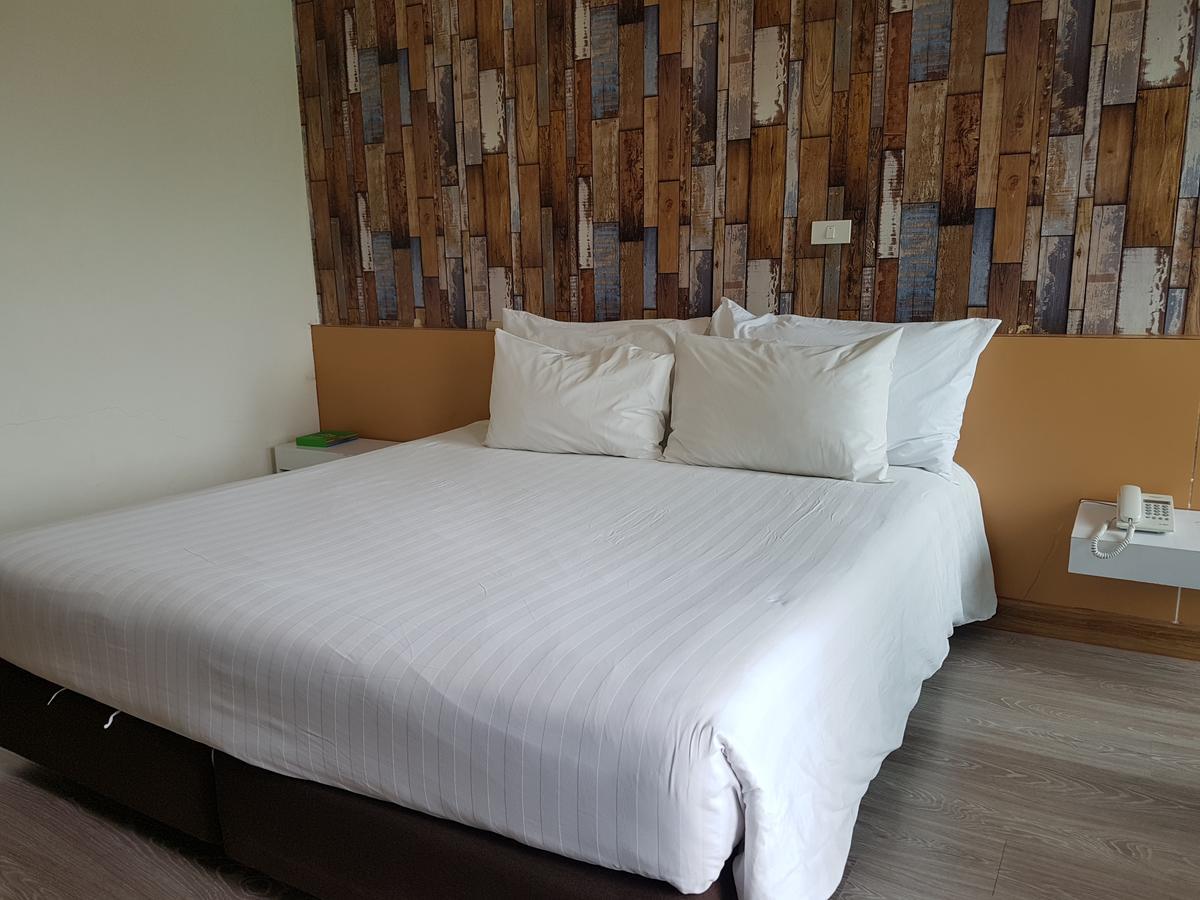 Prajaktra City Hostel Удон-Тхани Экстерьер фото